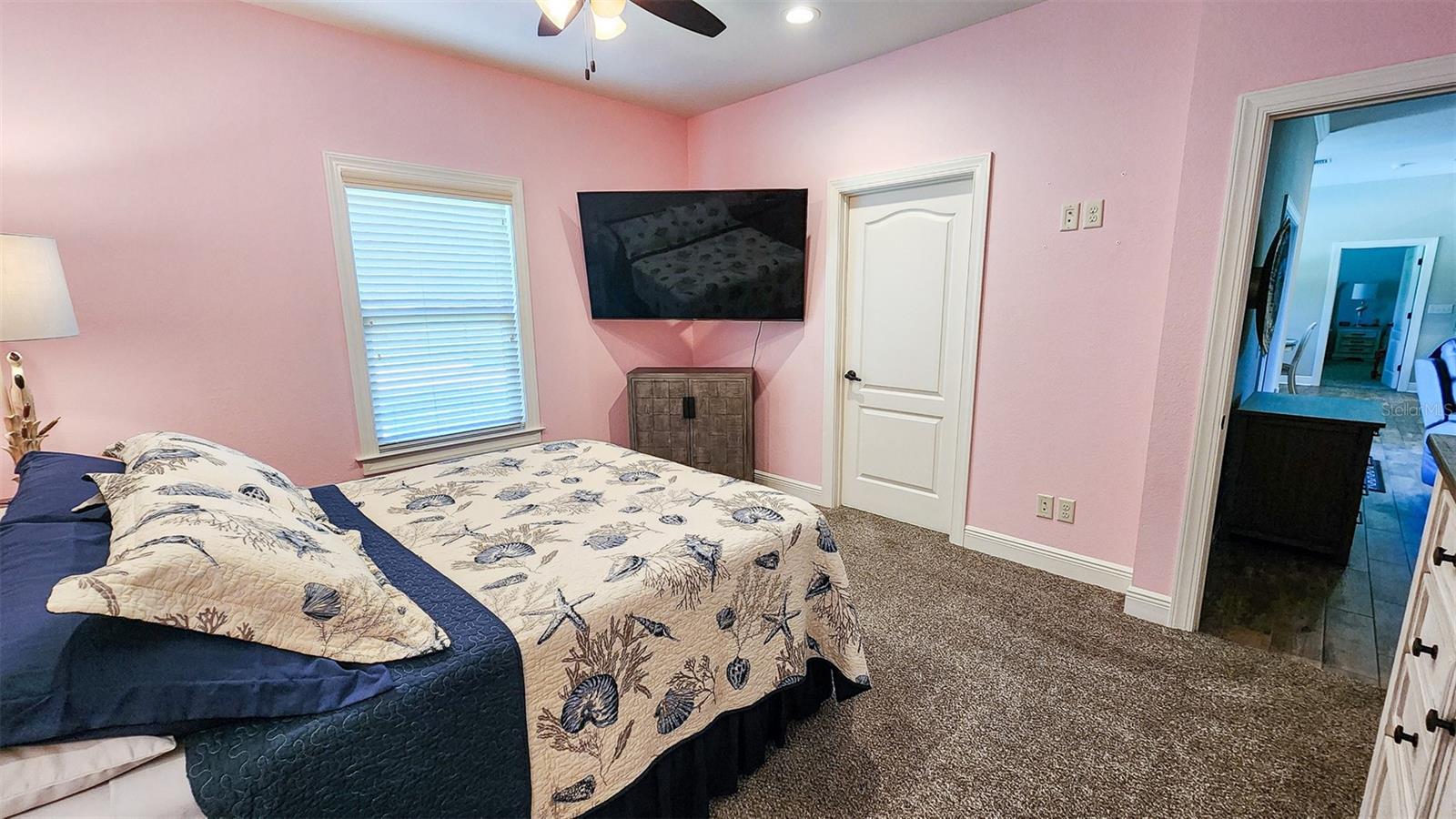 Image 39 of 100 For 7526 Weddington Road