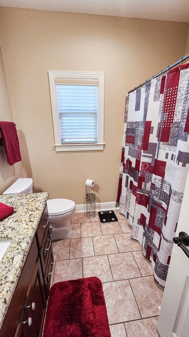 Image 43 of 100 For 7526 Weddington Road
