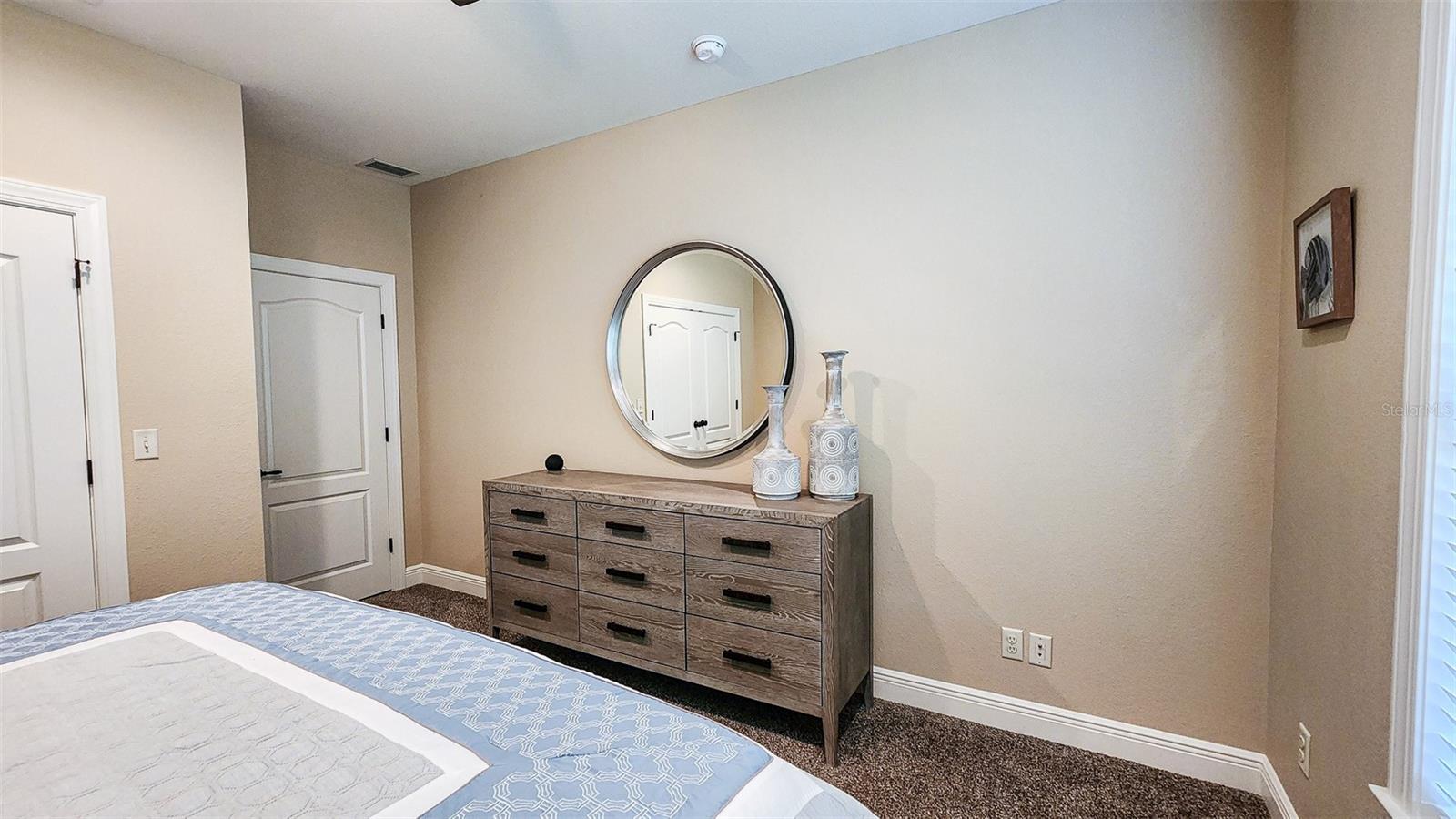 Image 46 of 100 For 7526 Weddington Road