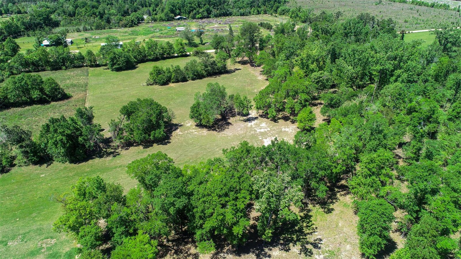Image 84 of 100 For 7526 Weddington Road