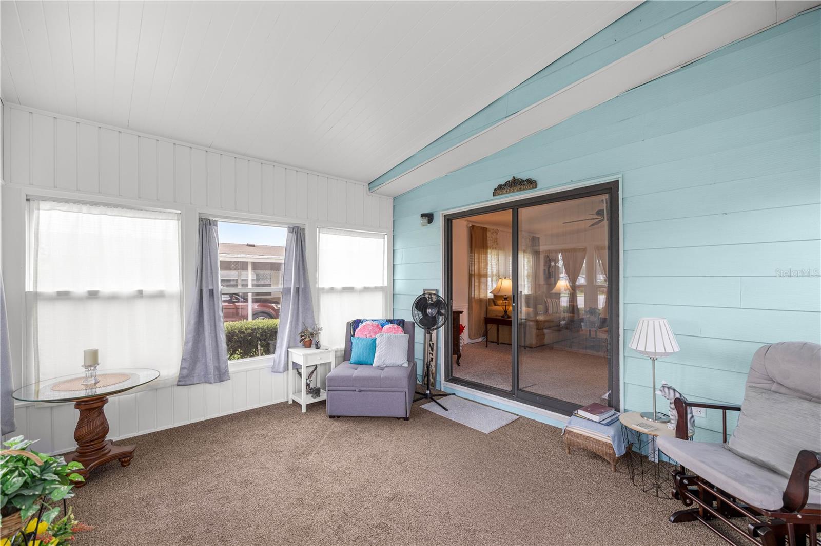 Image 11 of 37 For 6381 84th Lane