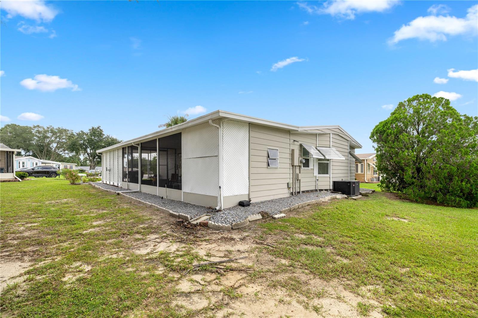 Image 4 of 37 For 6381 84th Lane