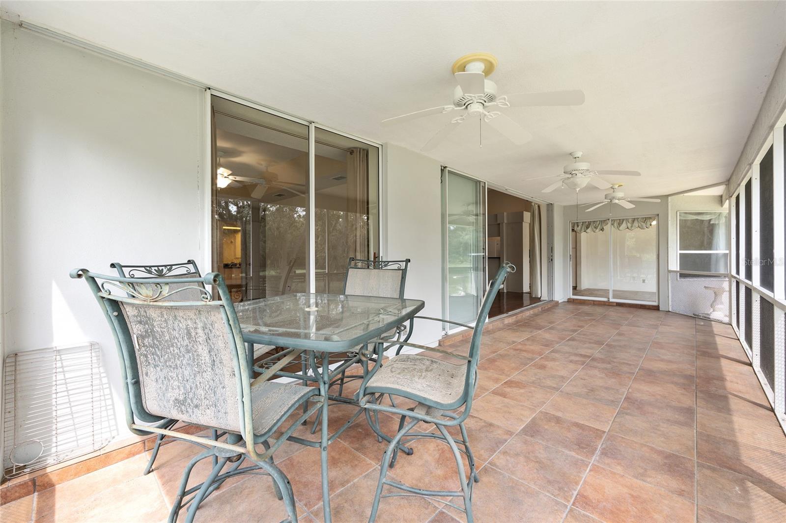 Listing photo id 47 for 5165 N Sacramento Ave