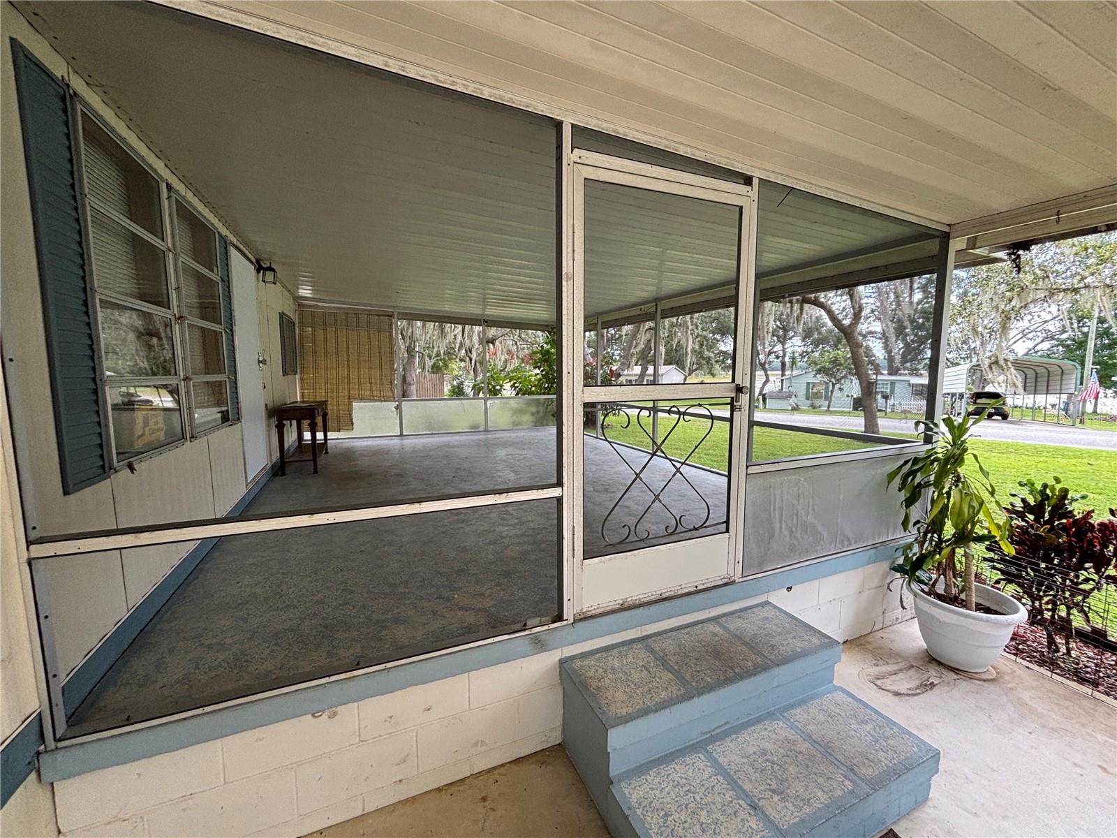 Image 16 of 52 For 19049 16th Place