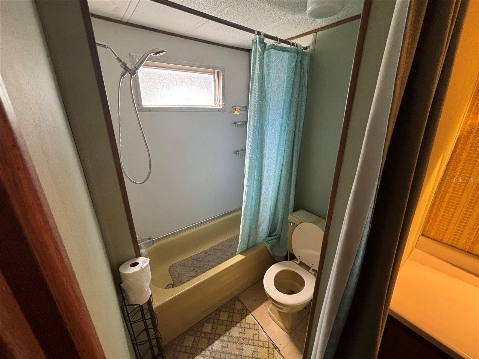 Image 47 of 52 For 19049 16th Place