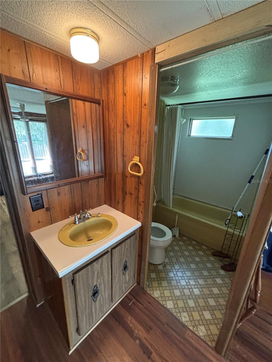 Image 51 of 52 For 19049 16th Place