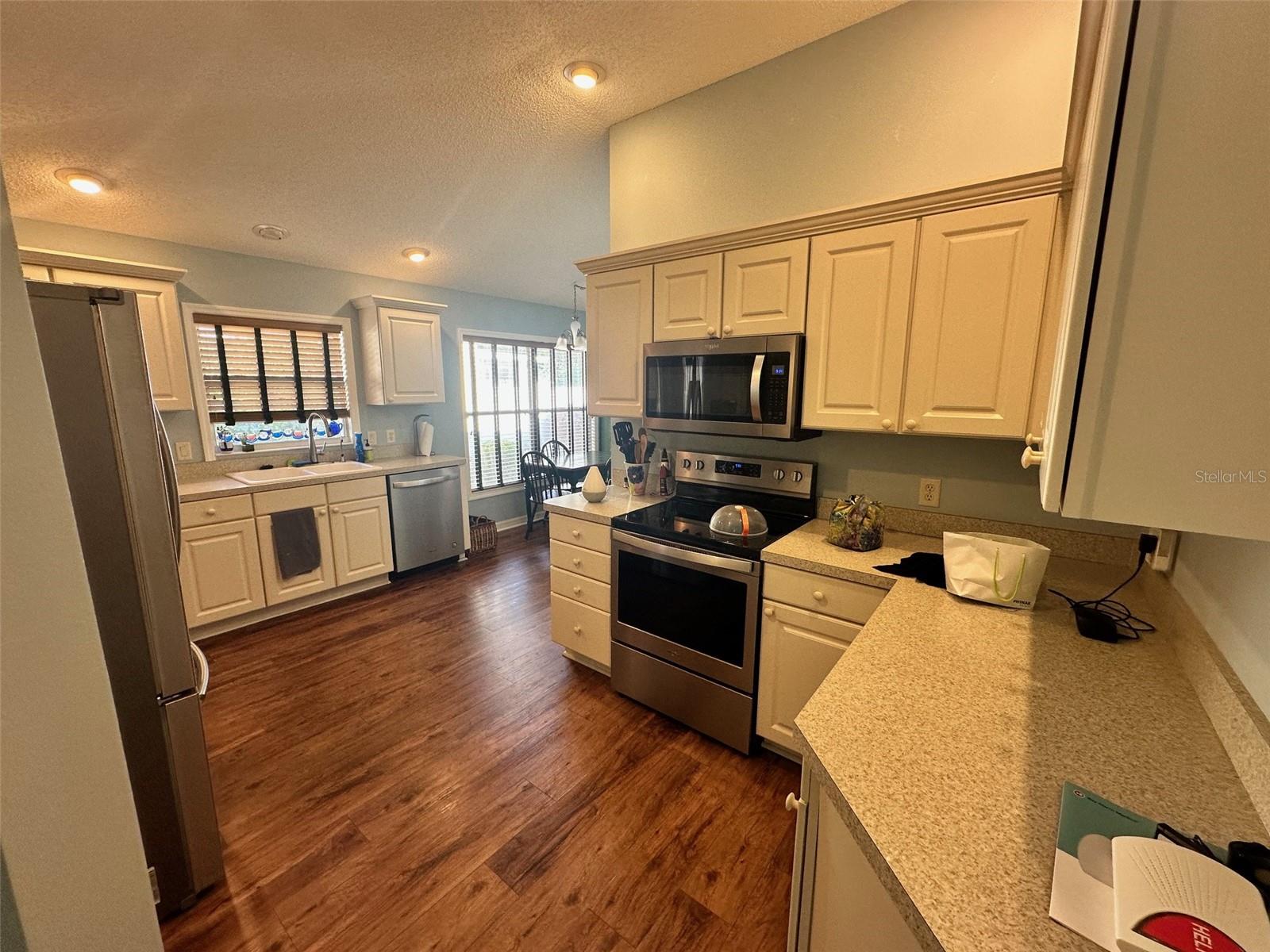 Image 6 of 20 For 1143 Pelion Place