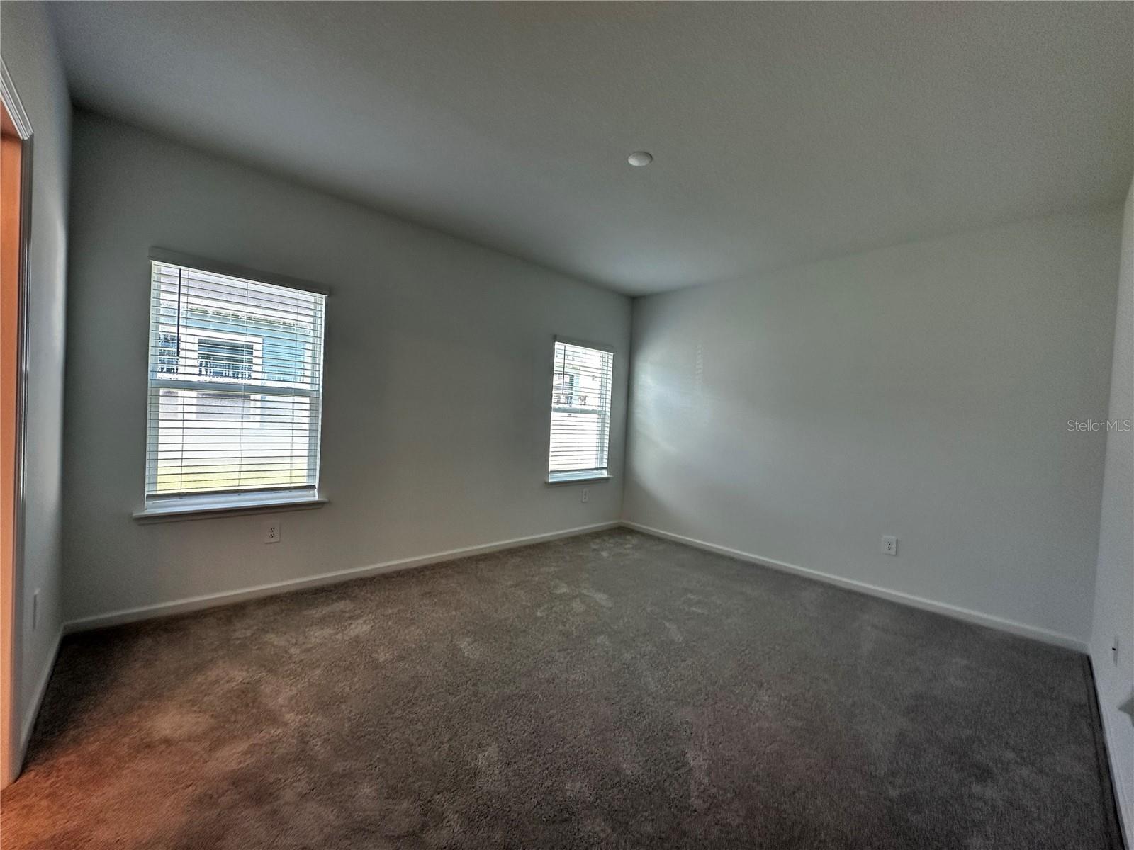 Image 23 of 36 For 3942 33rd Terrace