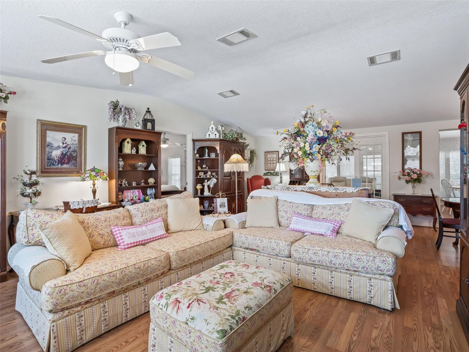 Image 7 of 38 For 9848 170th Lane