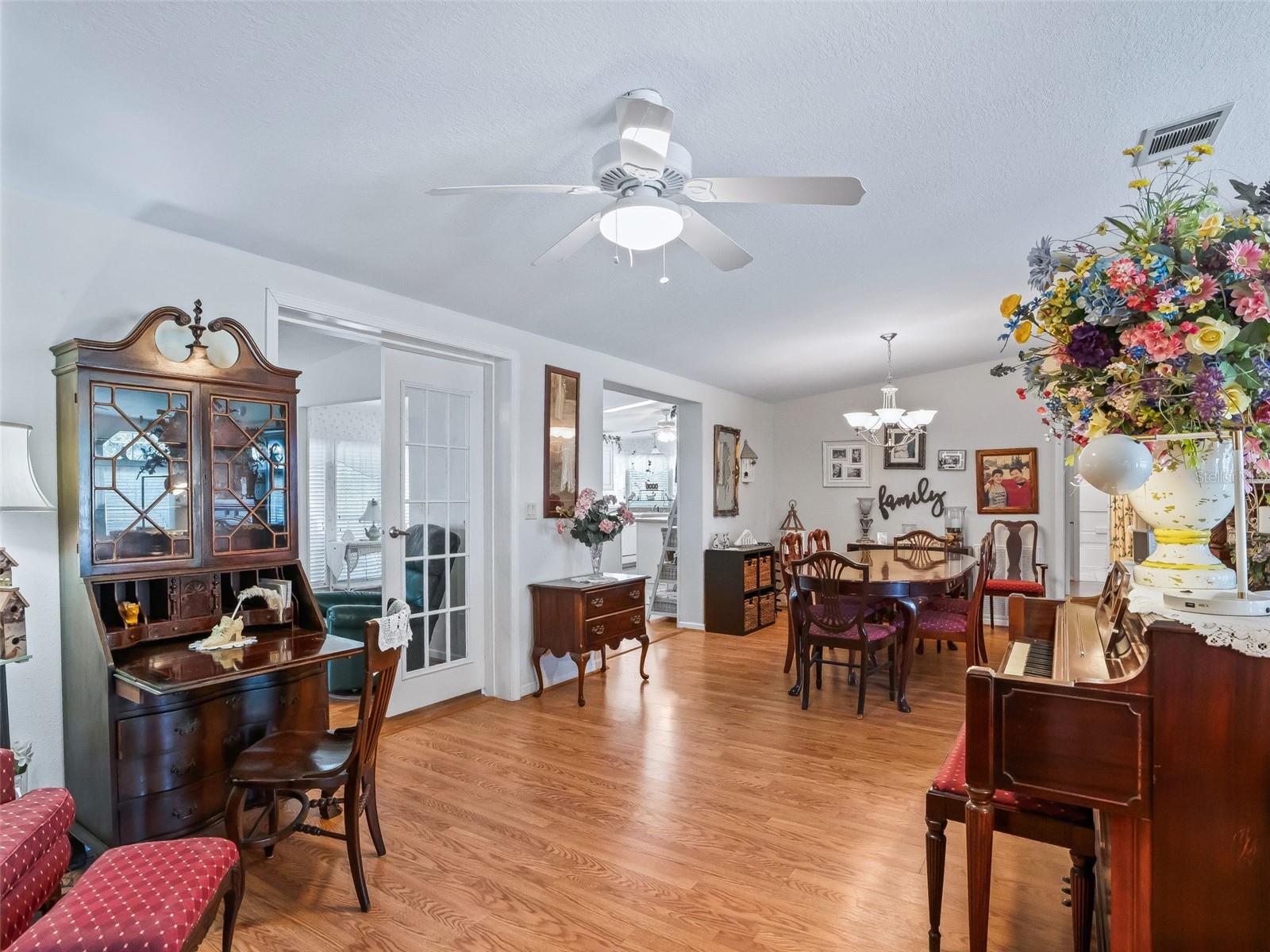 Image 8 of 38 For 9848 170th Lane