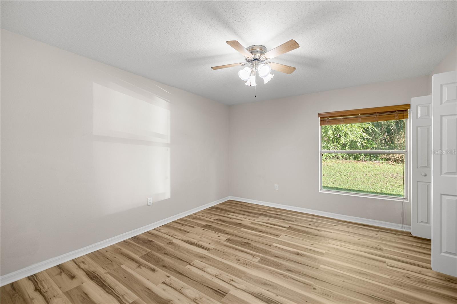 Image 40 of 53 For 11250 Blackfoot Point