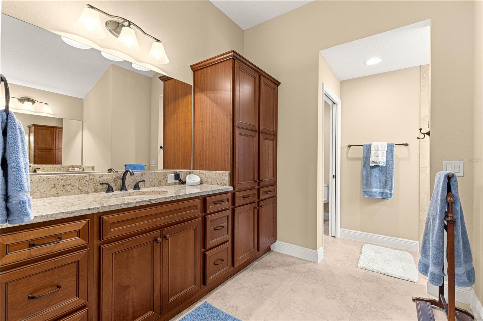 Image 31 of 69 For 3031 Hicks Place