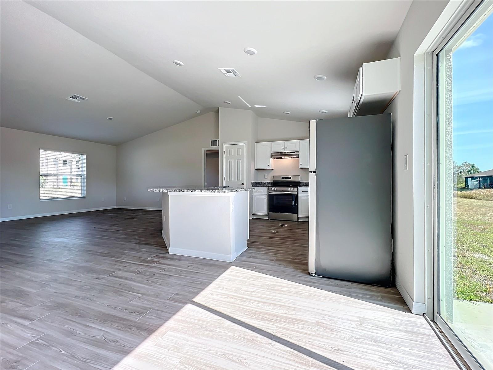 Image 12 of 24 For 3413 20th Street W