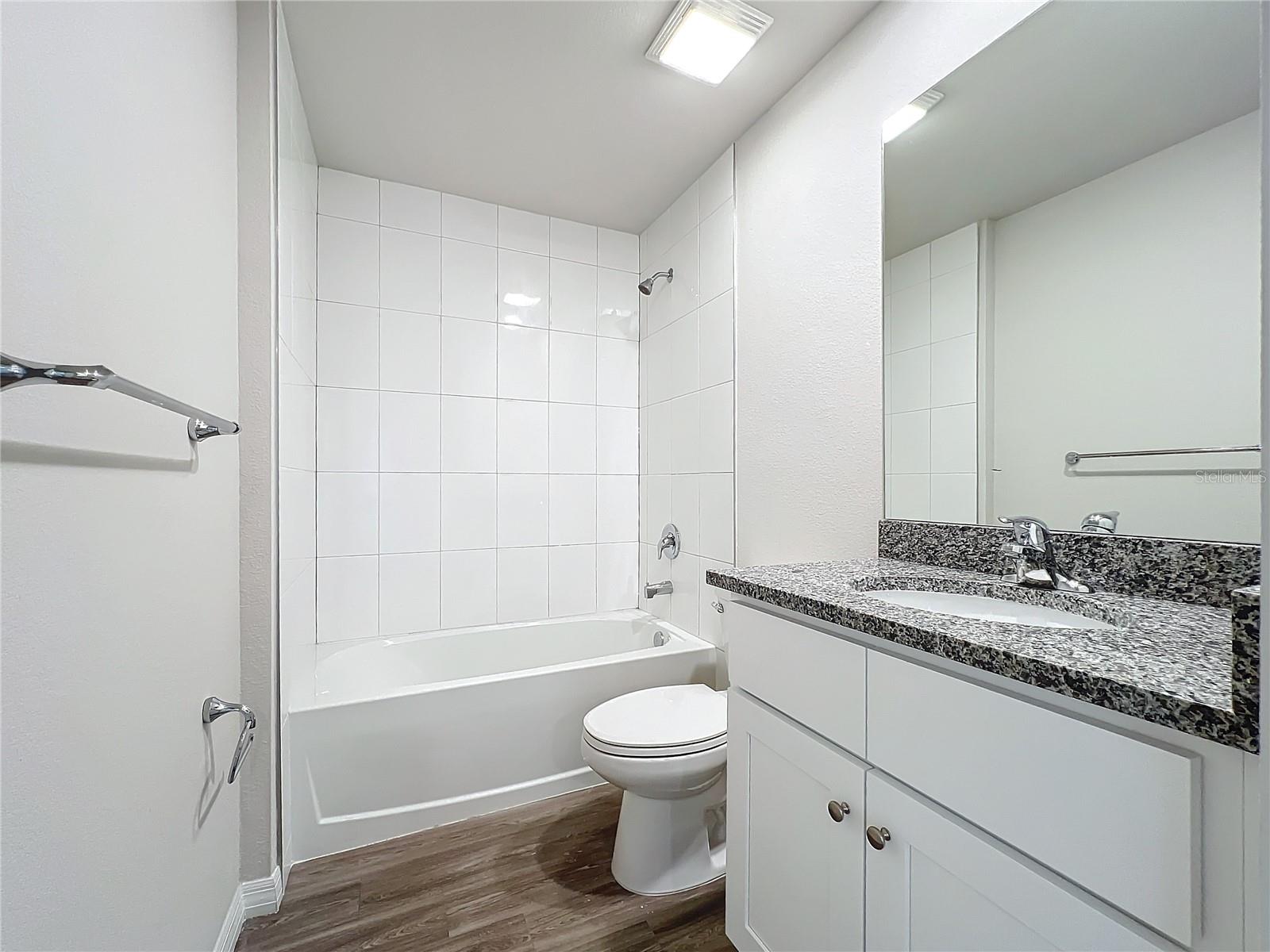 Image 21 of 24 For 3413 20th Street W
