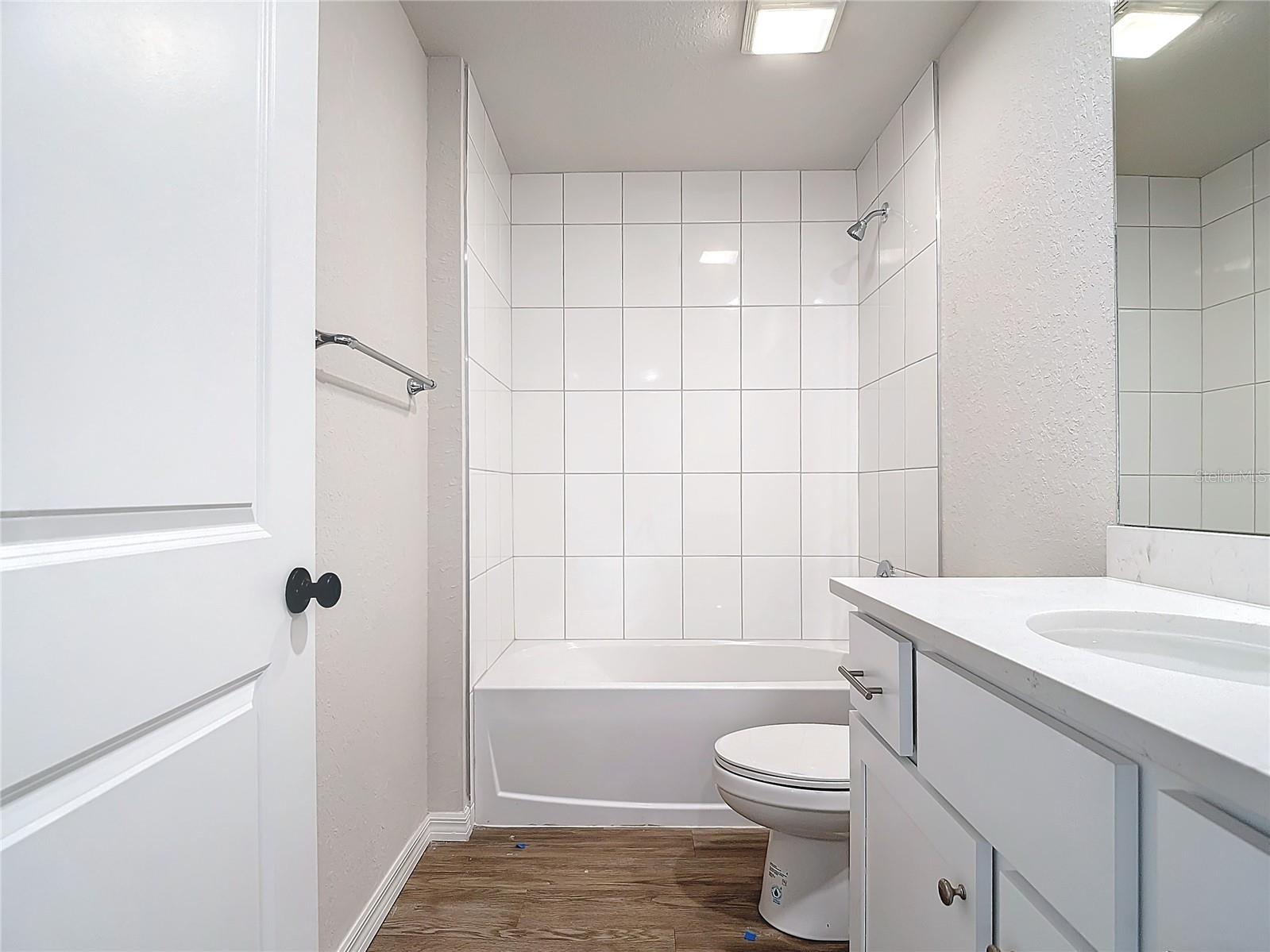 Image 14 of 20 For 6349 Spinnaker Boulevard