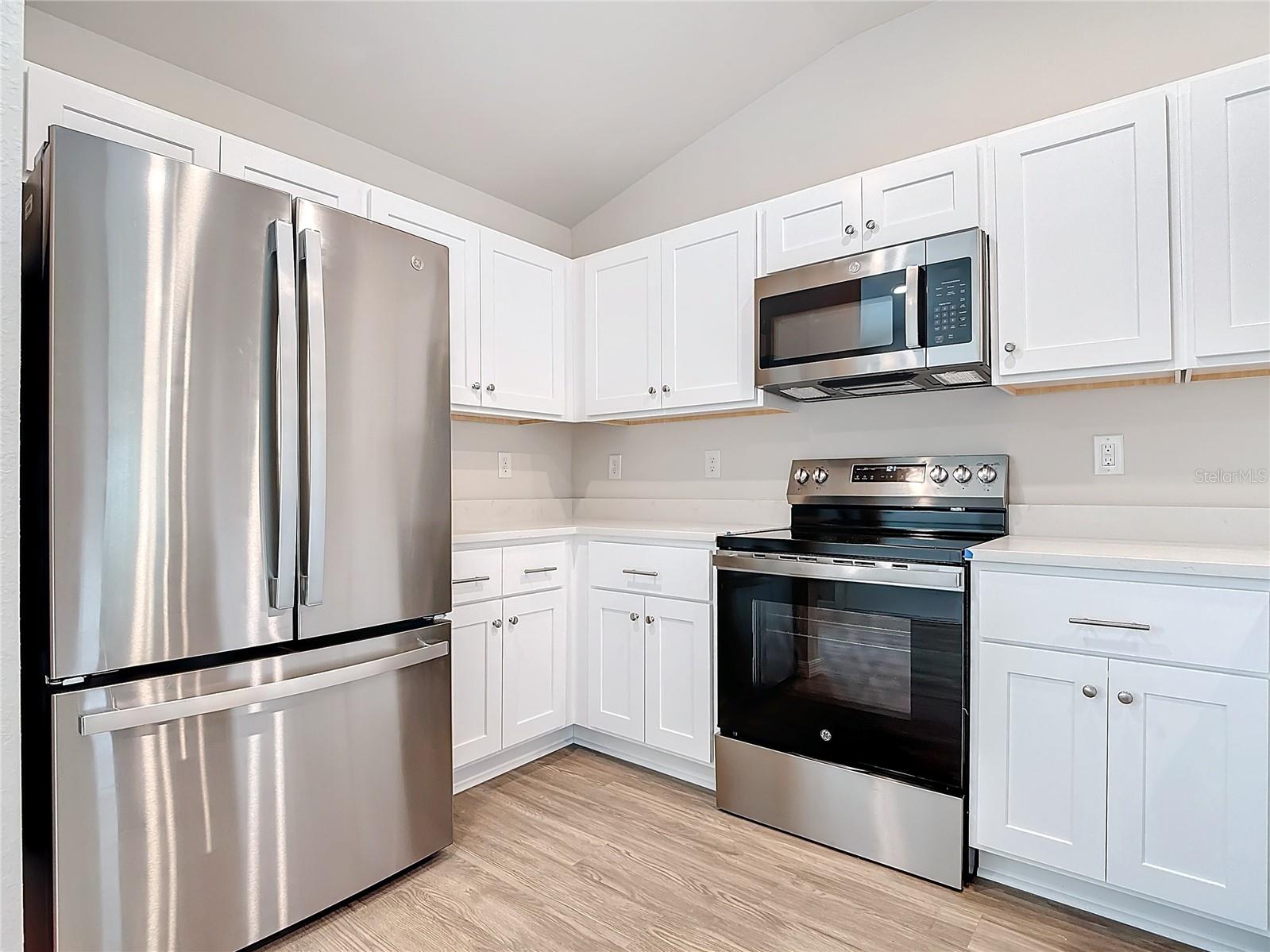Image 8 of 20 For 6349 Spinnaker Boulevard