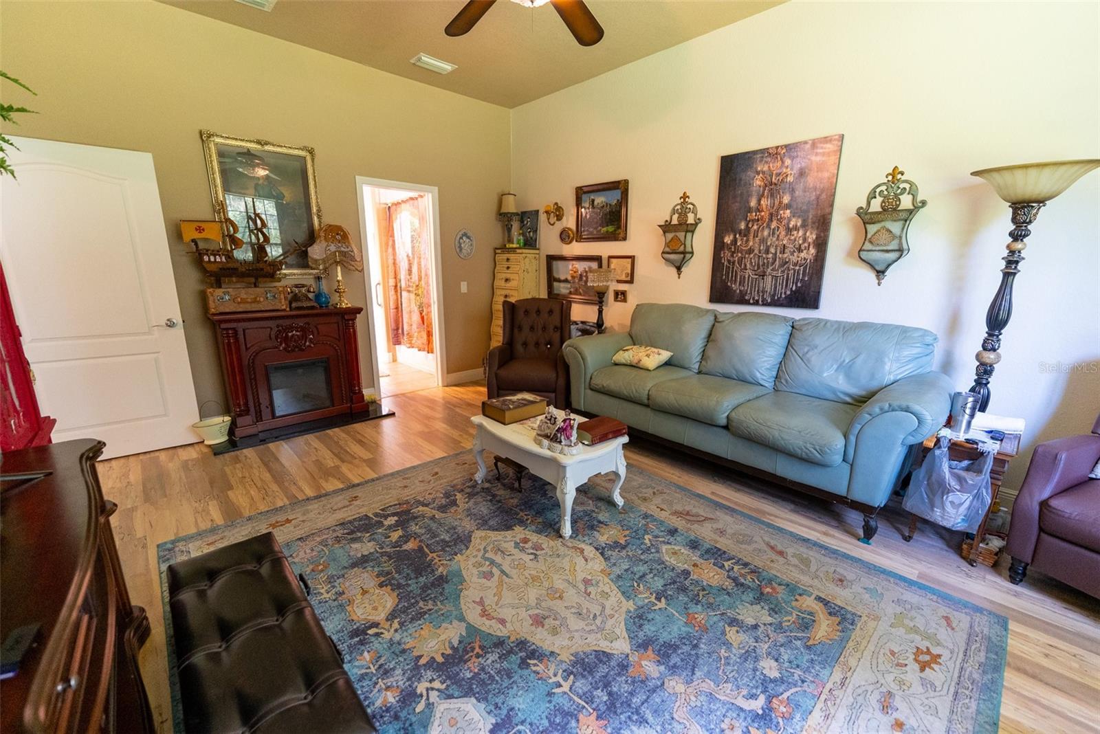 Image 41 of 91 For 14320 95th Avenue