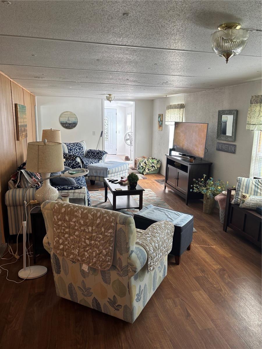 Image 7 of 20 For 570 70th Terrace