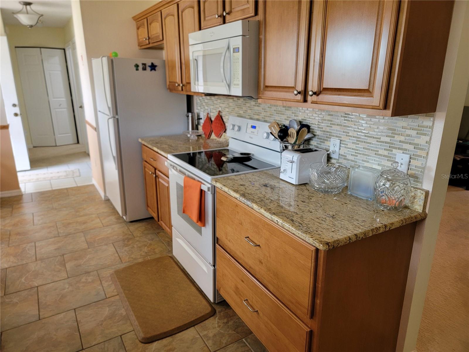 Image 16 of 44 For 8480 61st Terrace Road Sw