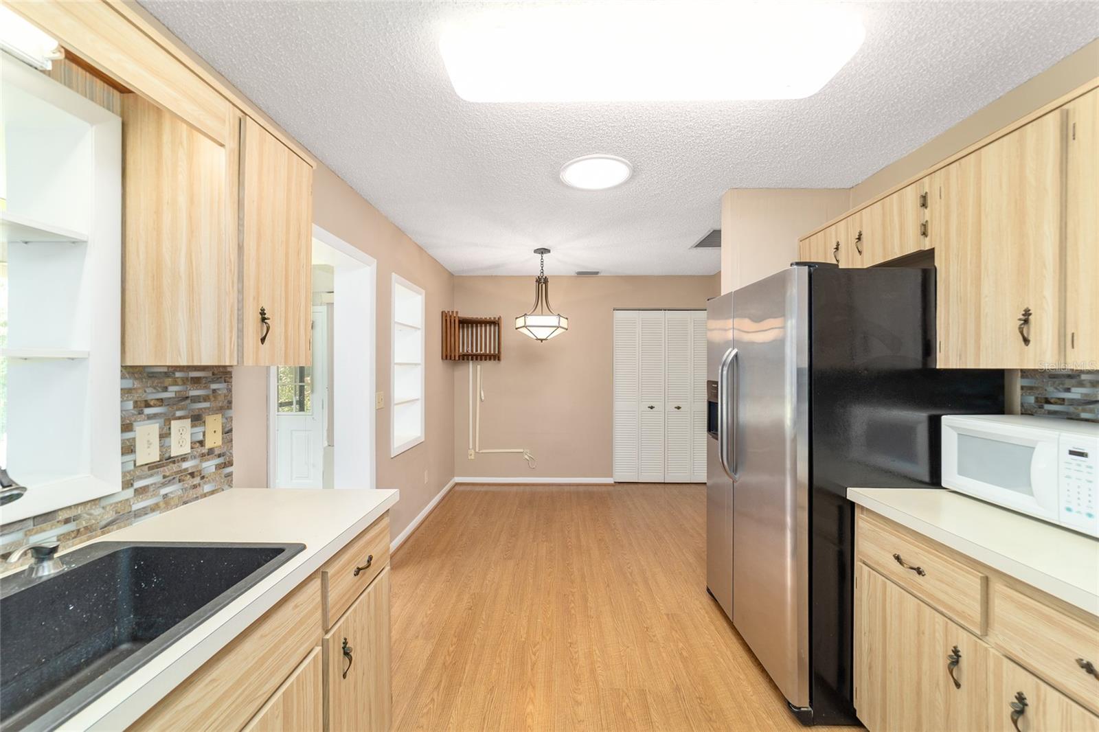Image 28 of 51 For 8530 90th Street C