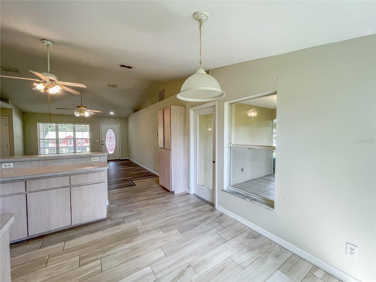 Image 10 of 23 For 1030 Dartmouth Terrace