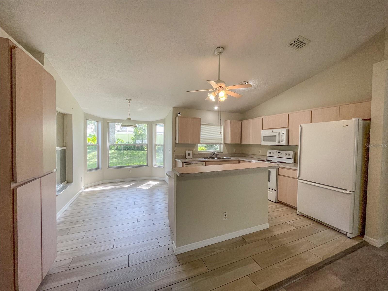 Image 9 of 23 For 1030 Dartmouth Terrace