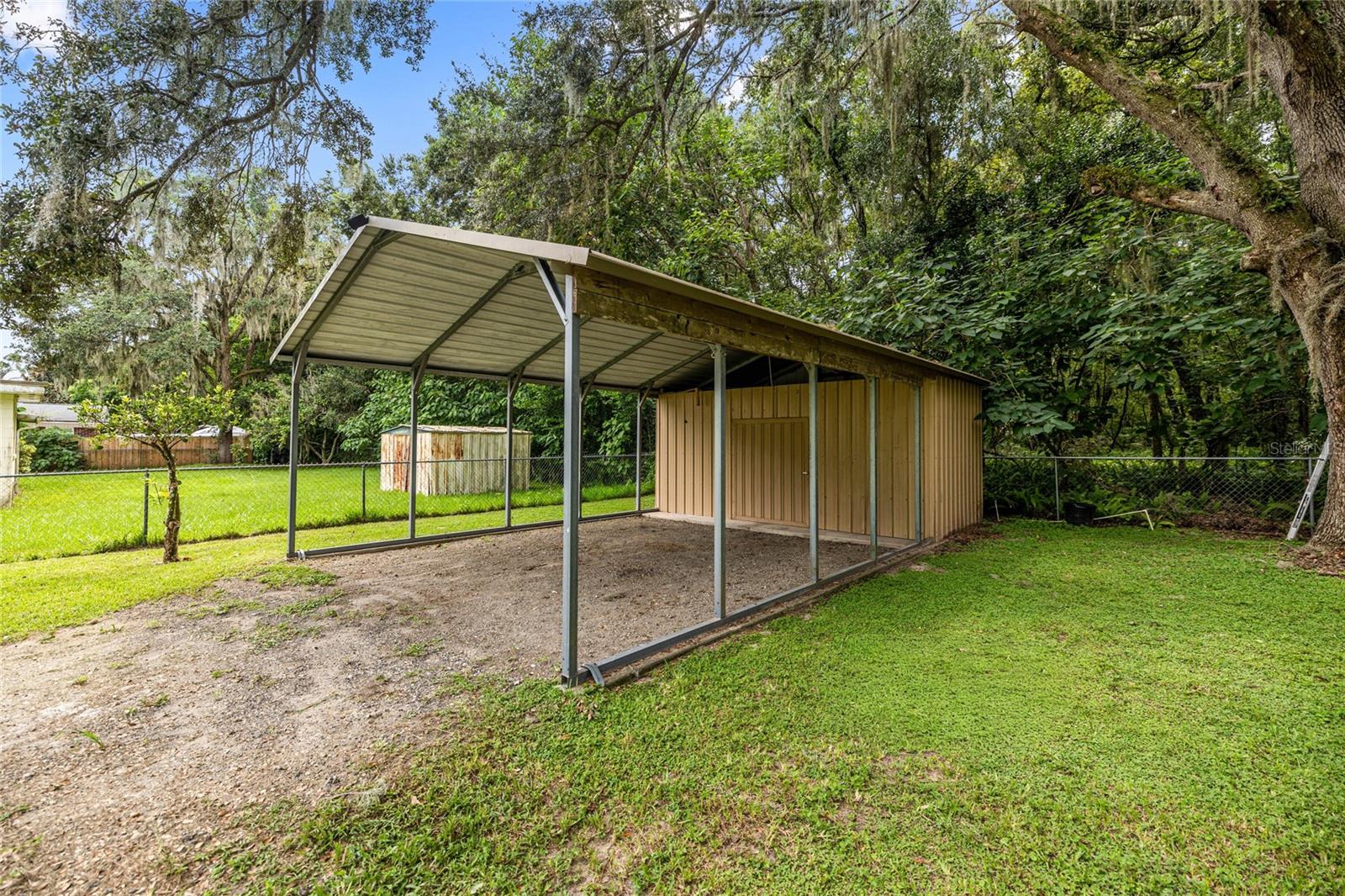 Image 4 of 26 For 12380 130 Avenue