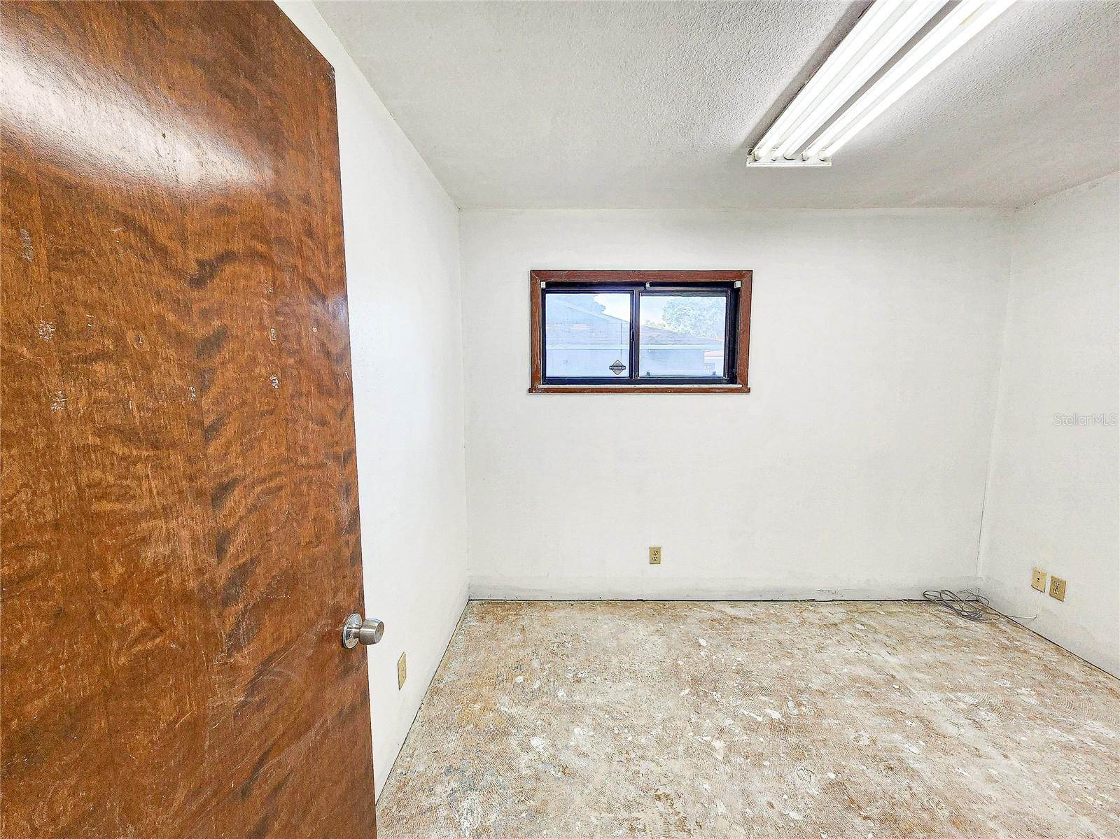Image 45 of 51 For 11121 53rd Court