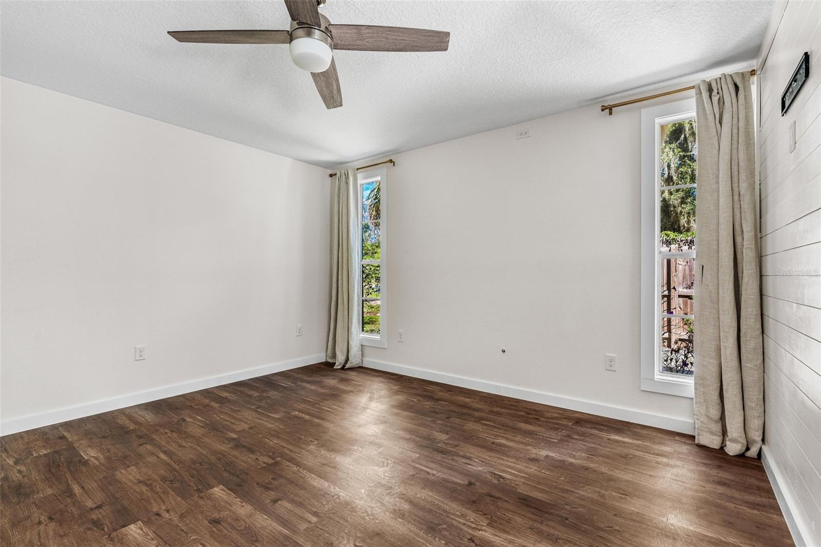 Image 25 of 80 For 1660 19th Street