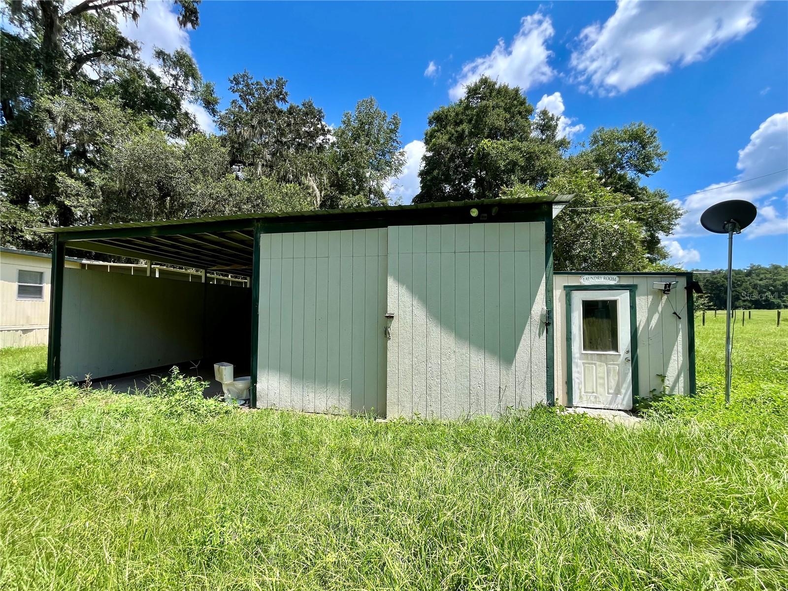 Image 36 of 47 For 8035 33rd Court