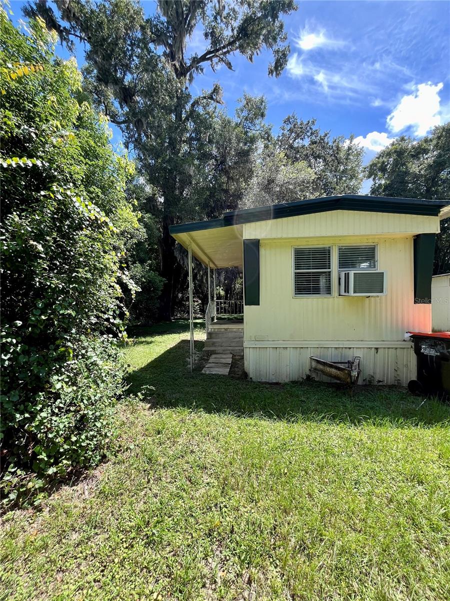 Image 8 of 47 For 8035 33rd Court