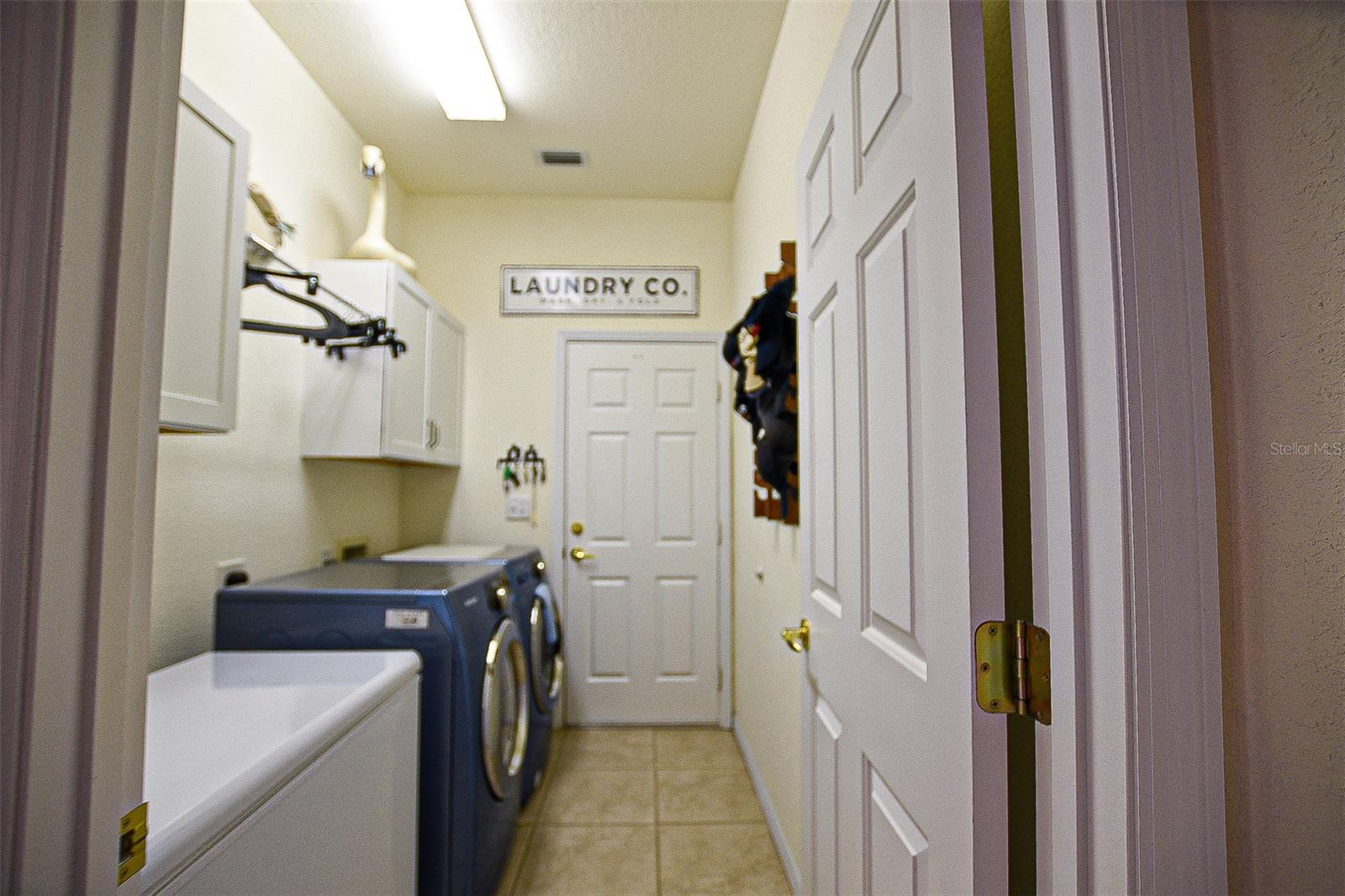 Image 21 of 44 For 9333 124th Place
