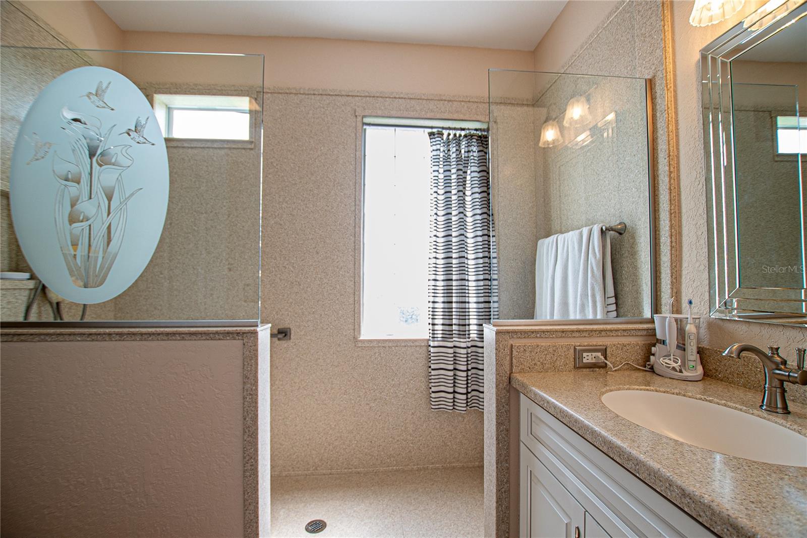 Image 33 of 44 For 9333 124th Place