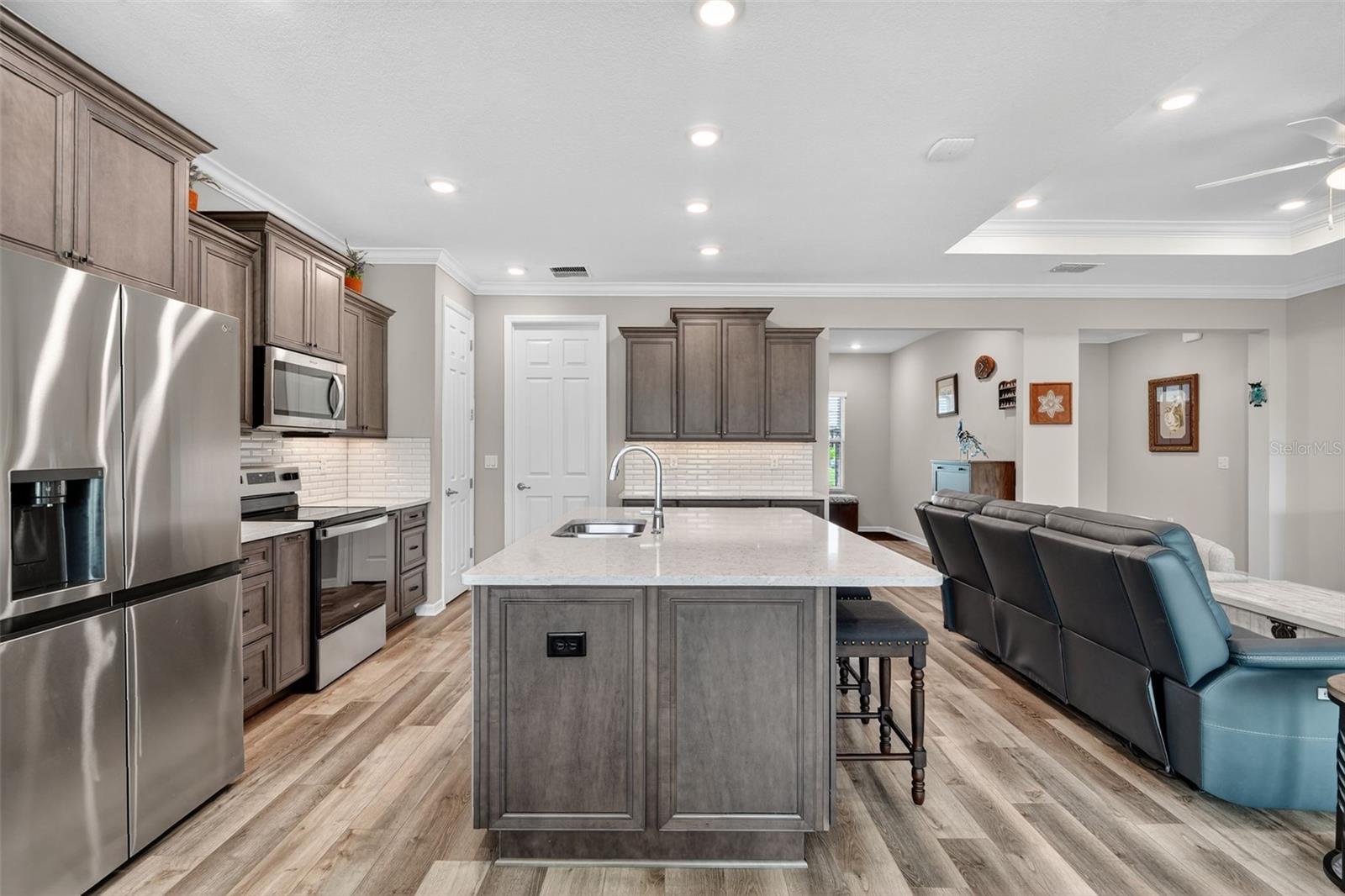 Image 8 of 30 For 10535 96th Street