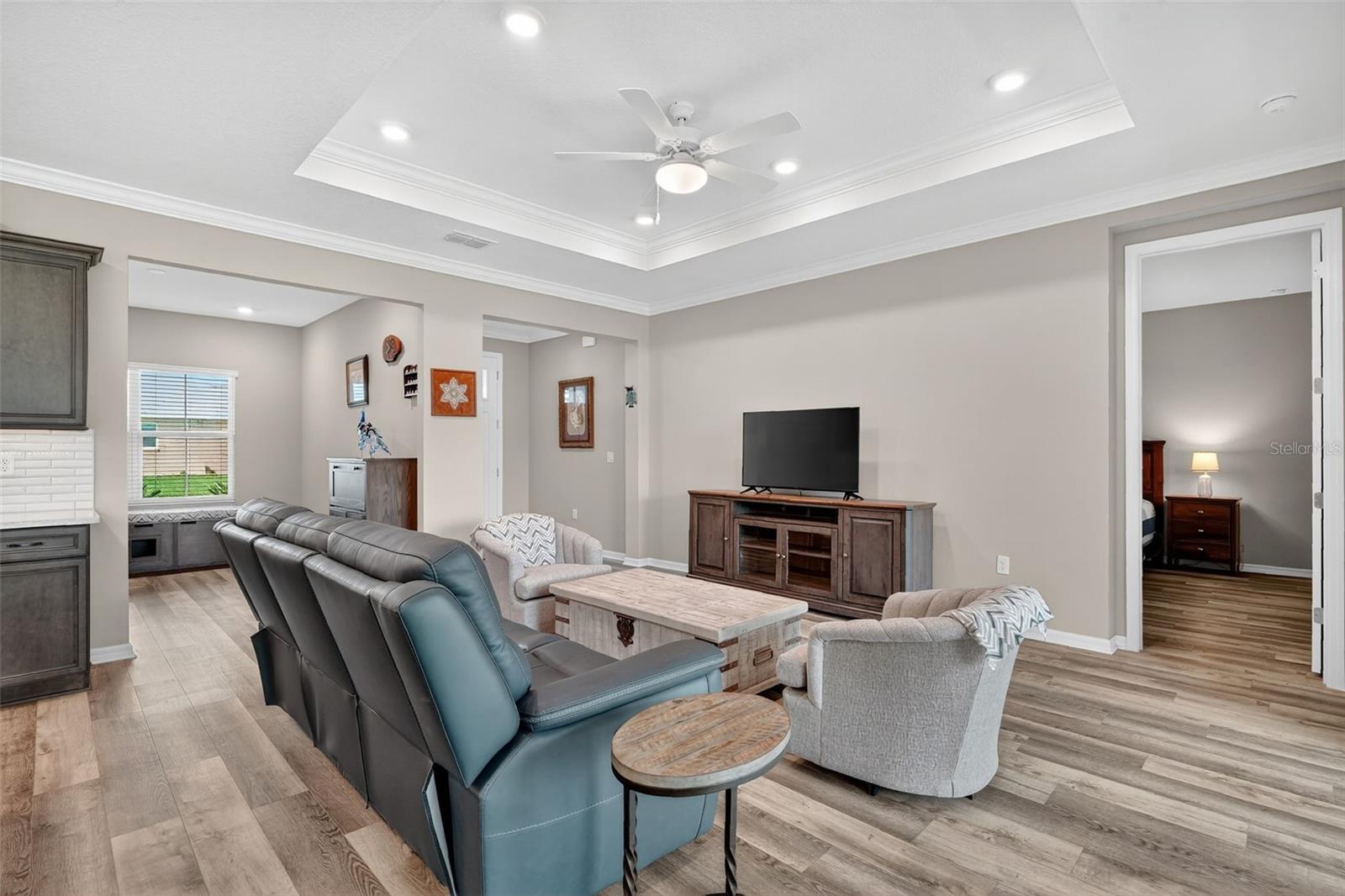 Image 9 of 30 For 10535 96th Street