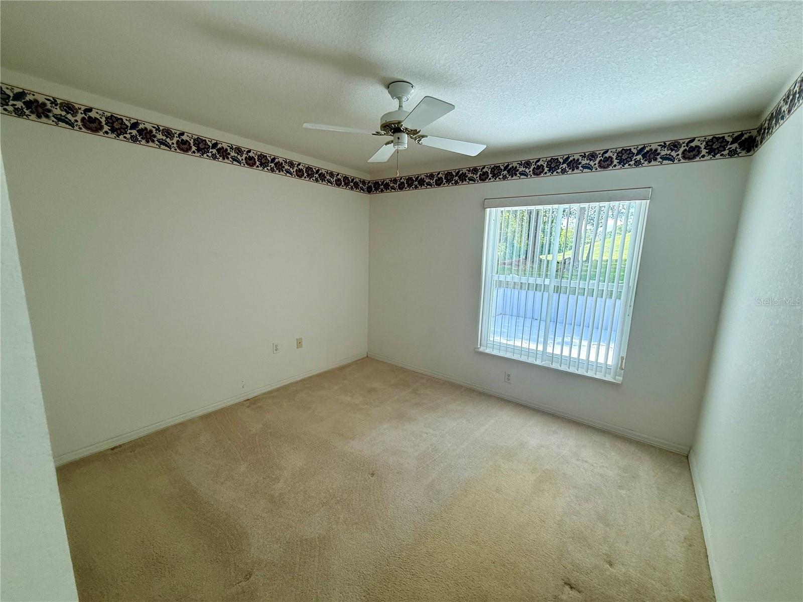 Image 13 of 40 For 11540 74th Court