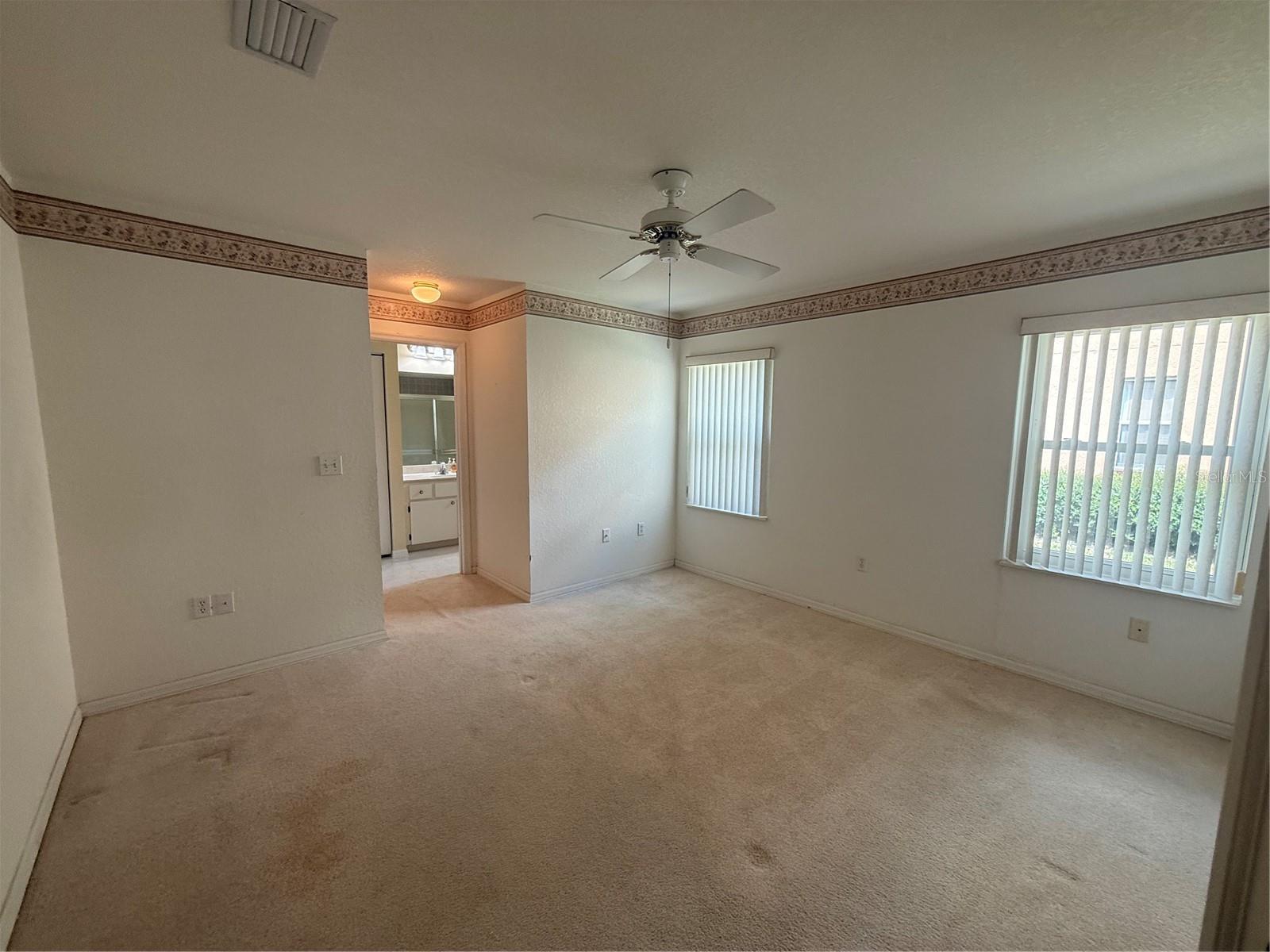 Image 7 of 40 For 11540 74th Court