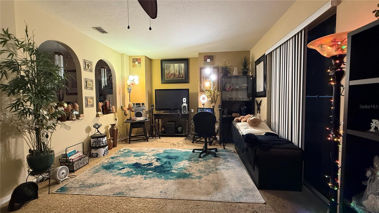 Image 15 of 19 For 2114 Waseca Lane