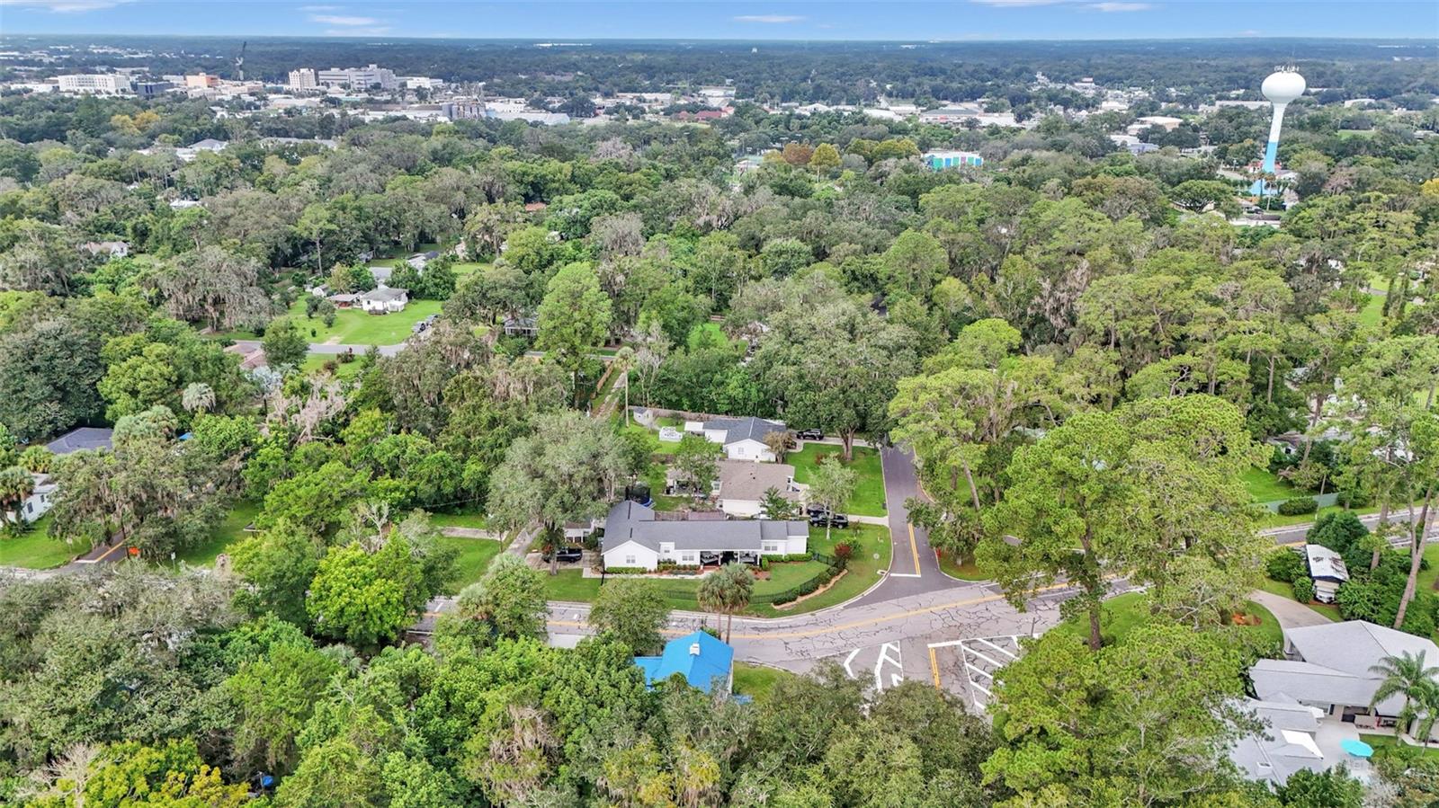 Image 11 of 44 For 610 11th Avenue