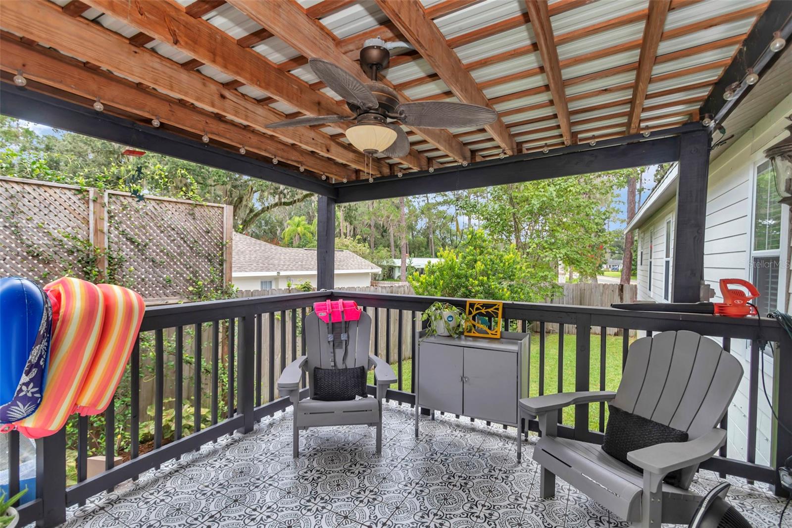 Image 21 of 44 For 610 11th Avenue