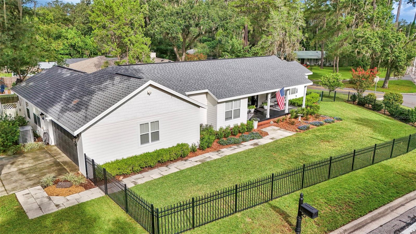 Image 7 of 44 For 610 11th Avenue