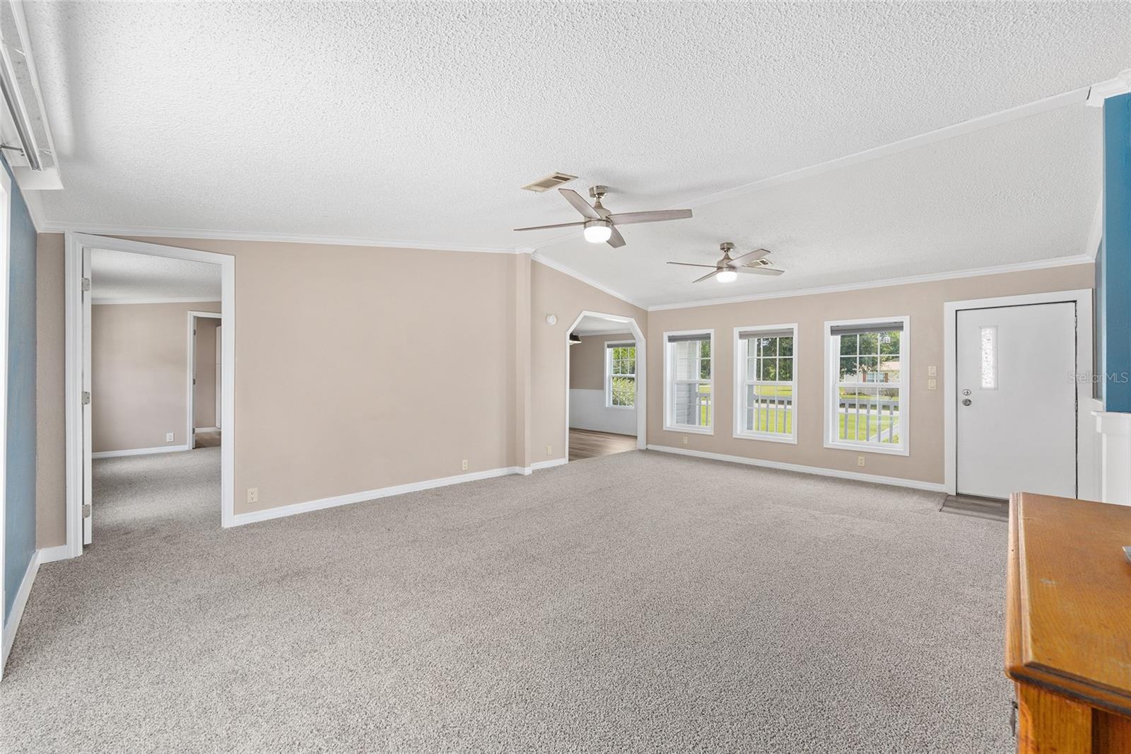 Image 10 of 63 For 825 107th Court