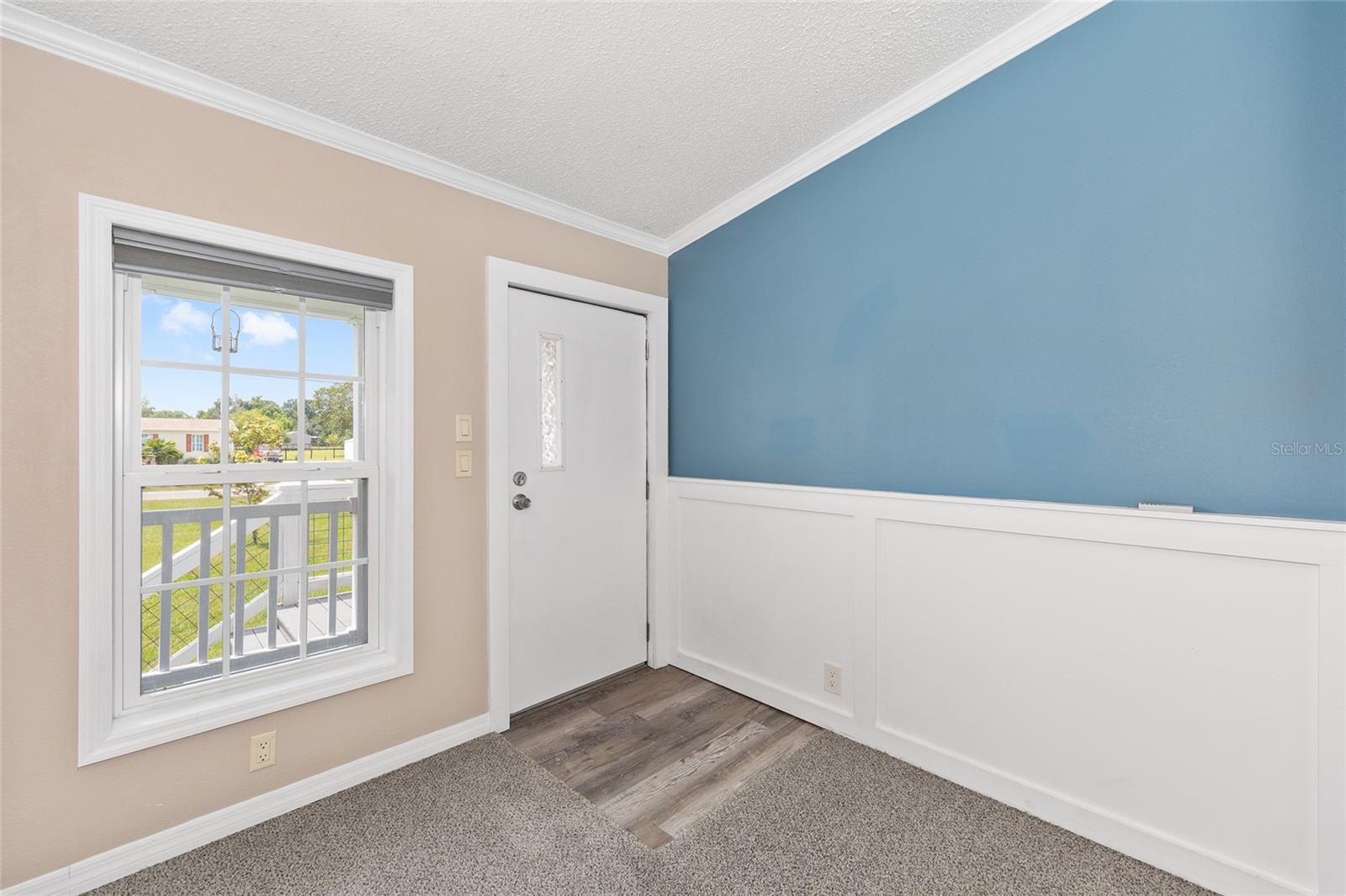 Image 7 of 63 For 825 107th Court