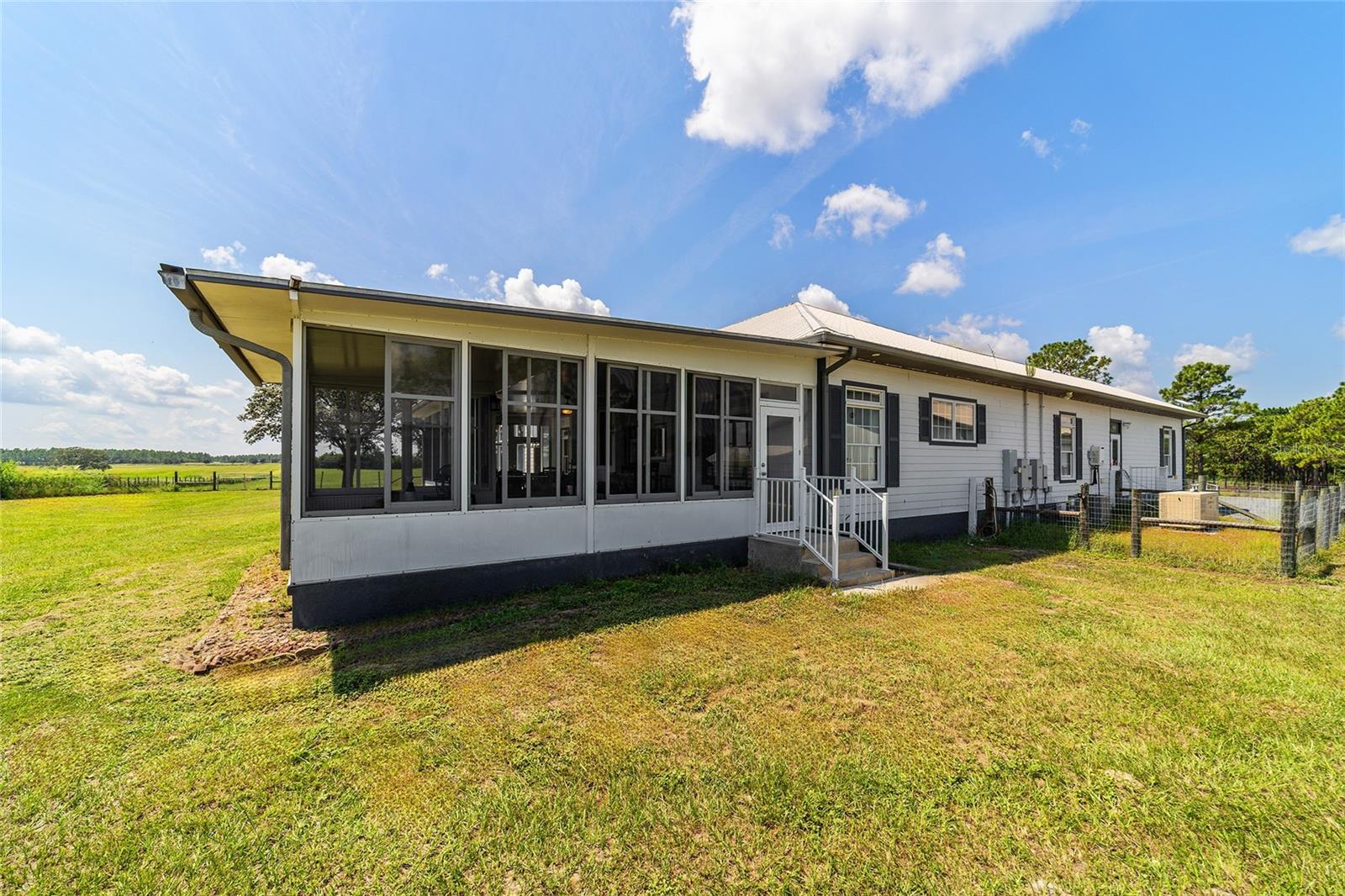 Image 75 of 100 For 13750 54th Street
