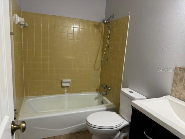 Image 21 of 31 For 477 Water Way