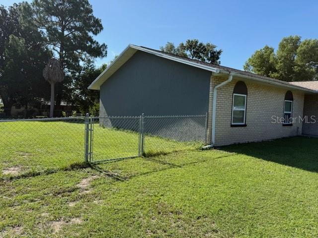 Image 6 of 31 For 477 Water Way