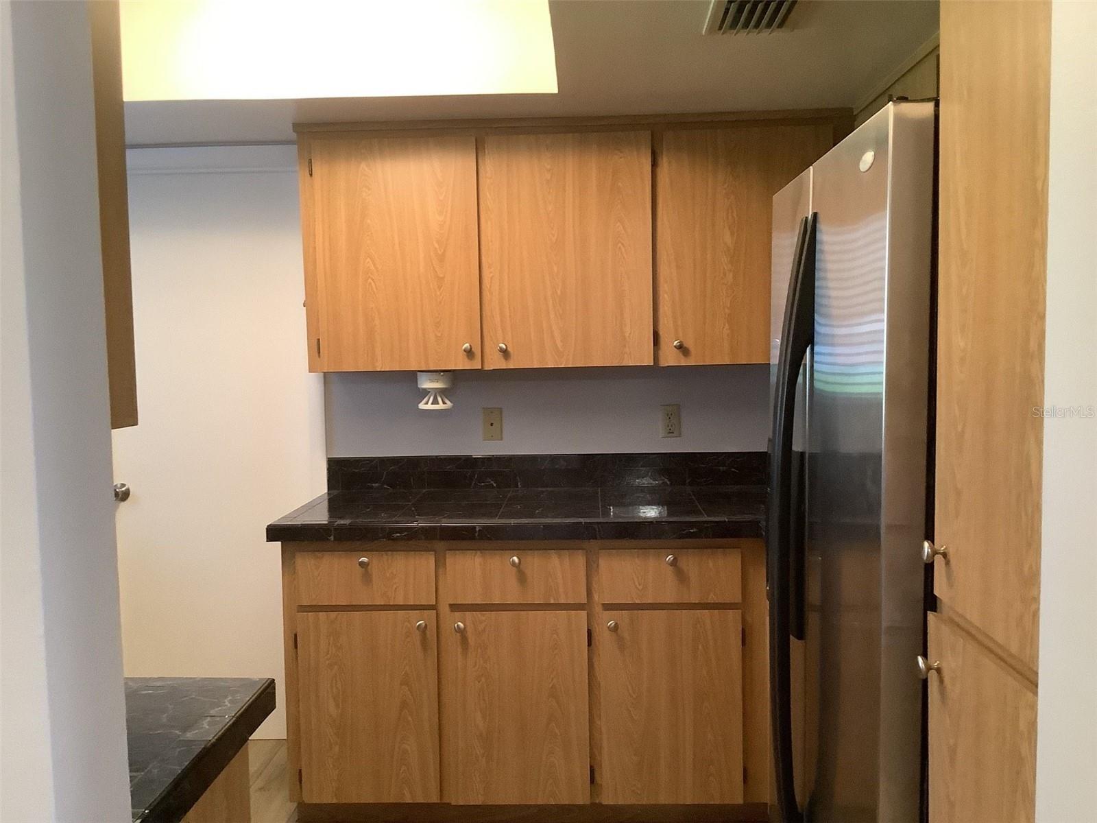 Image 10 of 25 For 8277 106th Street