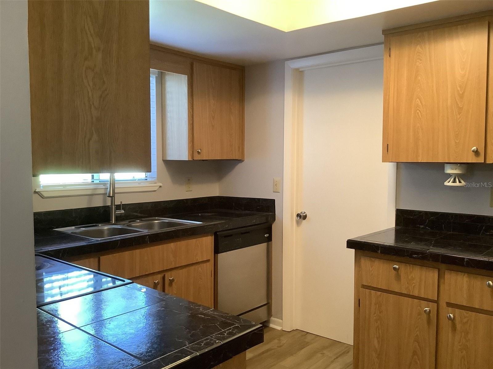 Image 11 of 25 For 8277 106th Street