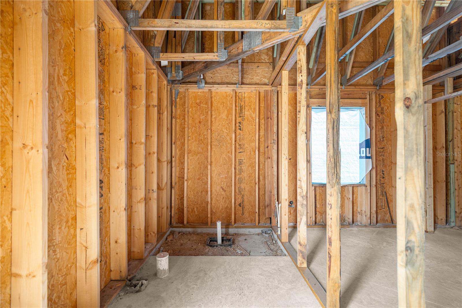 Image 32 of 50 For 8106 19th Lane