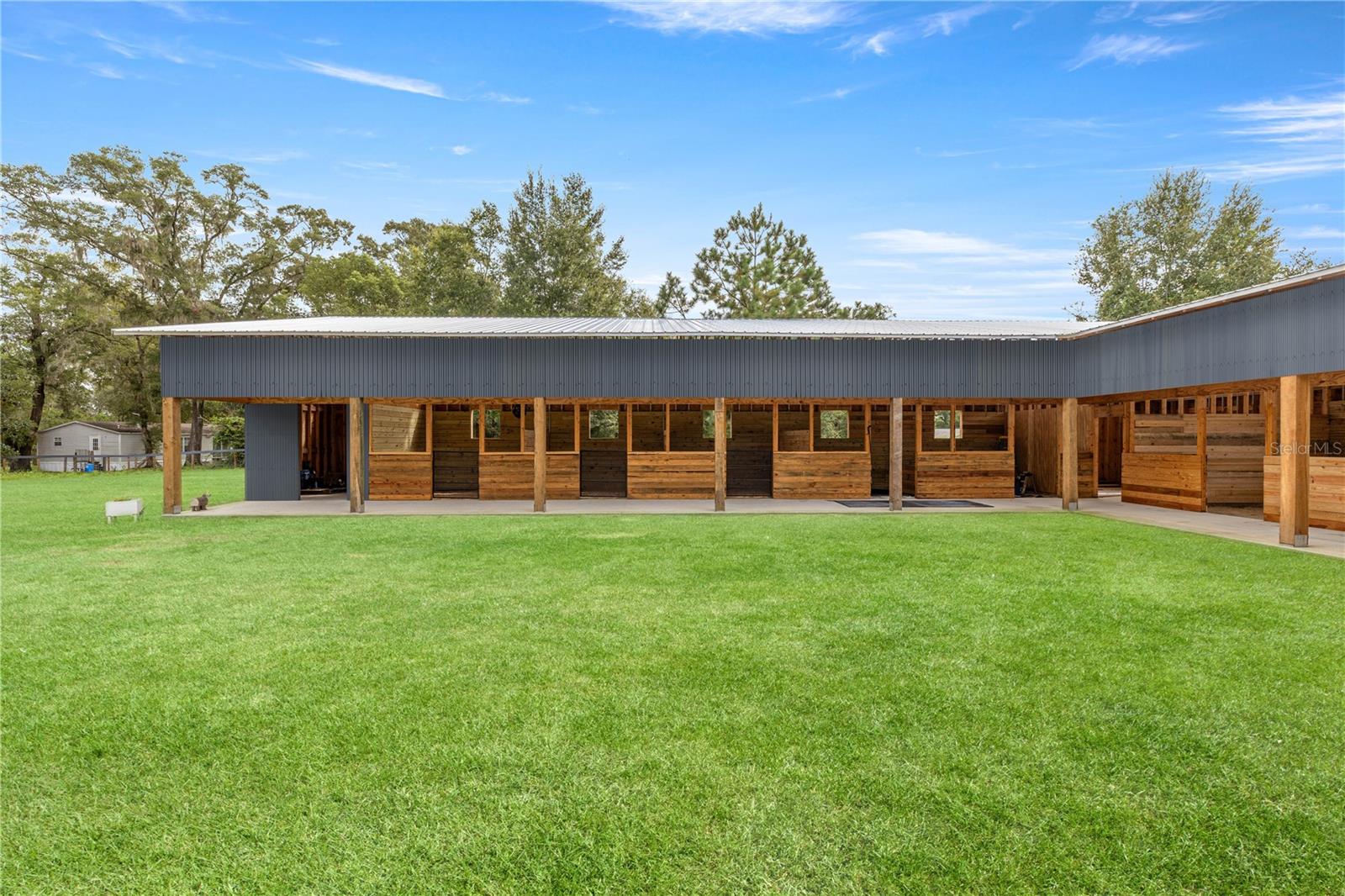 Image 6 of 50 For 8106 19th Lane